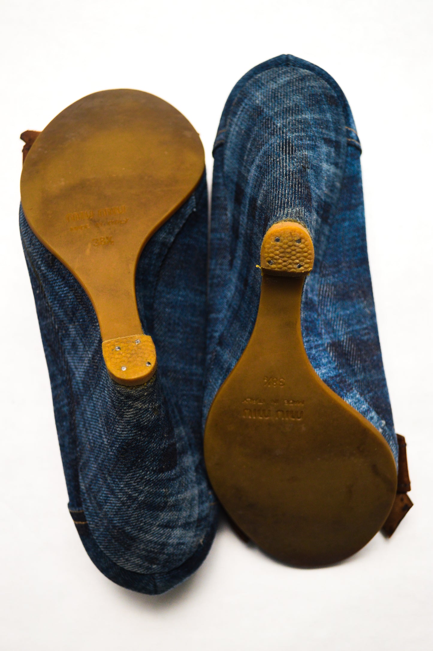 Miu Miu Denim Bow Pump SS’ 02