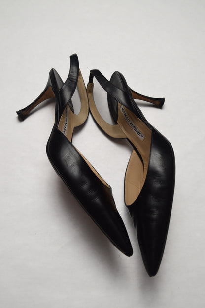 Manolo Blahnik Carolyne Leather Stiletto Kitten Heel