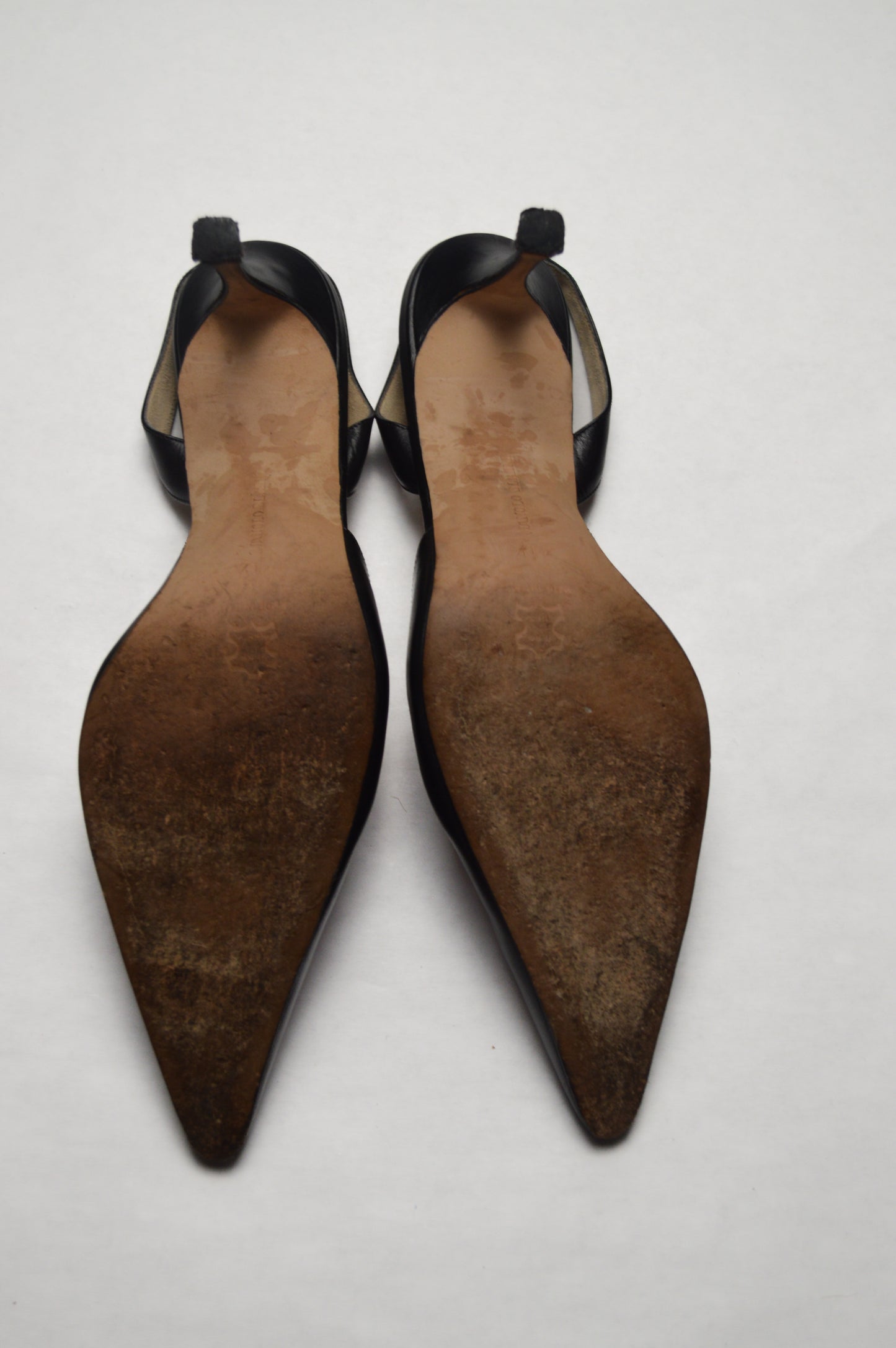 Manolo Blahnik Carolyne Leather Stiletto Kitten Heel