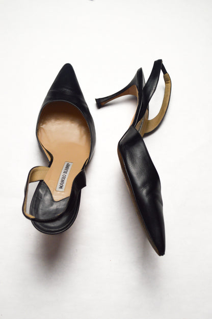 Manolo Blahnik Carolyne Leather Stiletto Kitten Heel